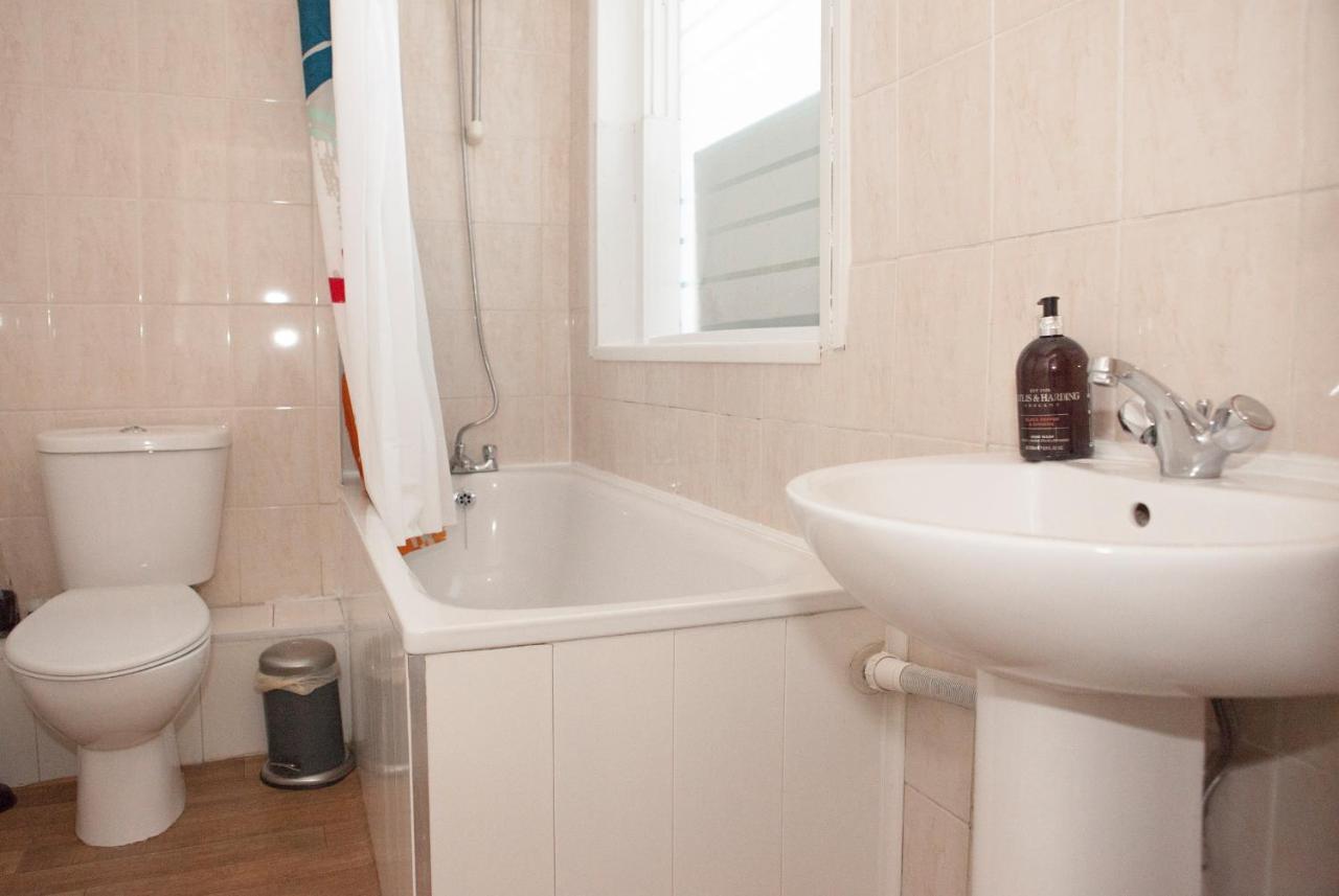 Fieldgate Spacious Rooms Londres Extérieur photo